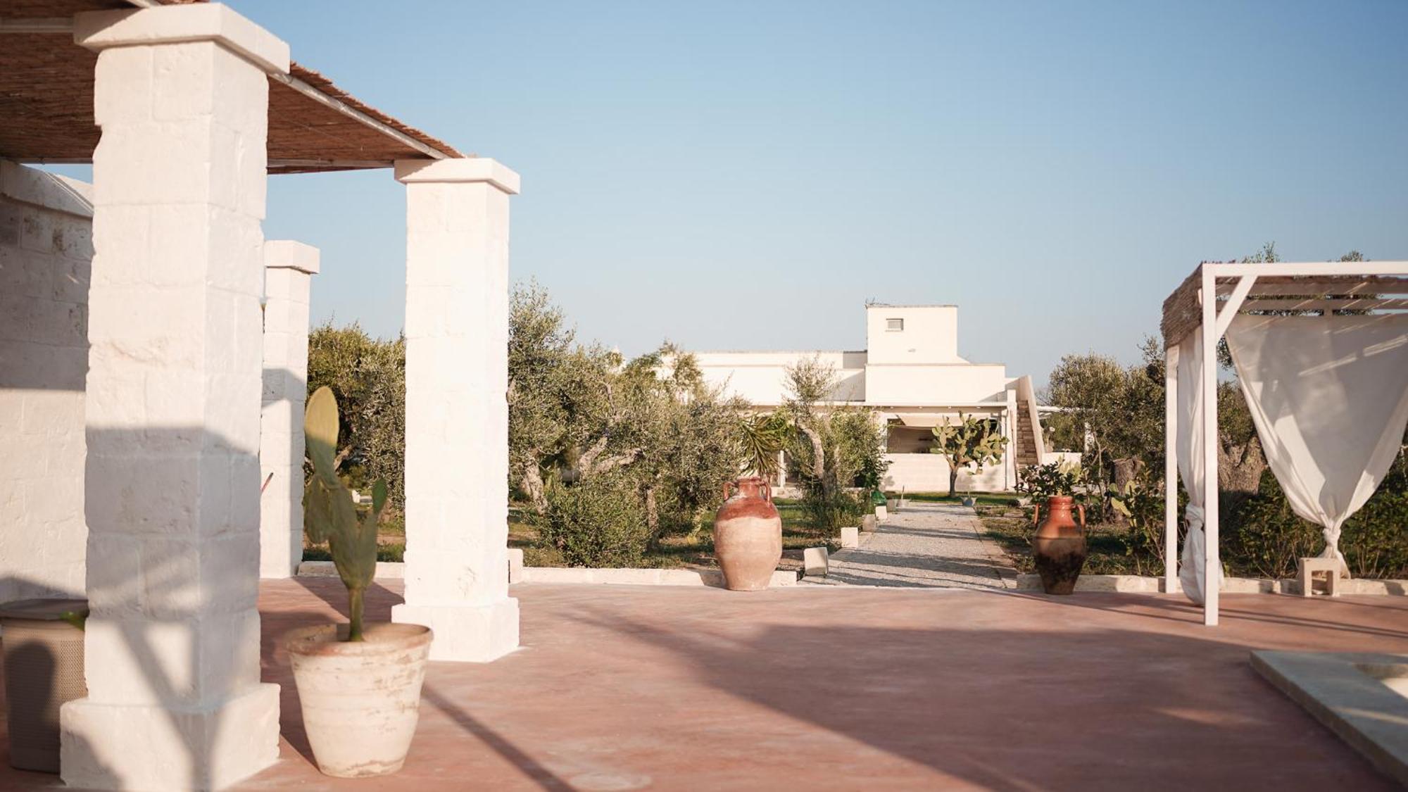 San Lorenzo Camere&Suites Lizzanello Экстерьер фото
