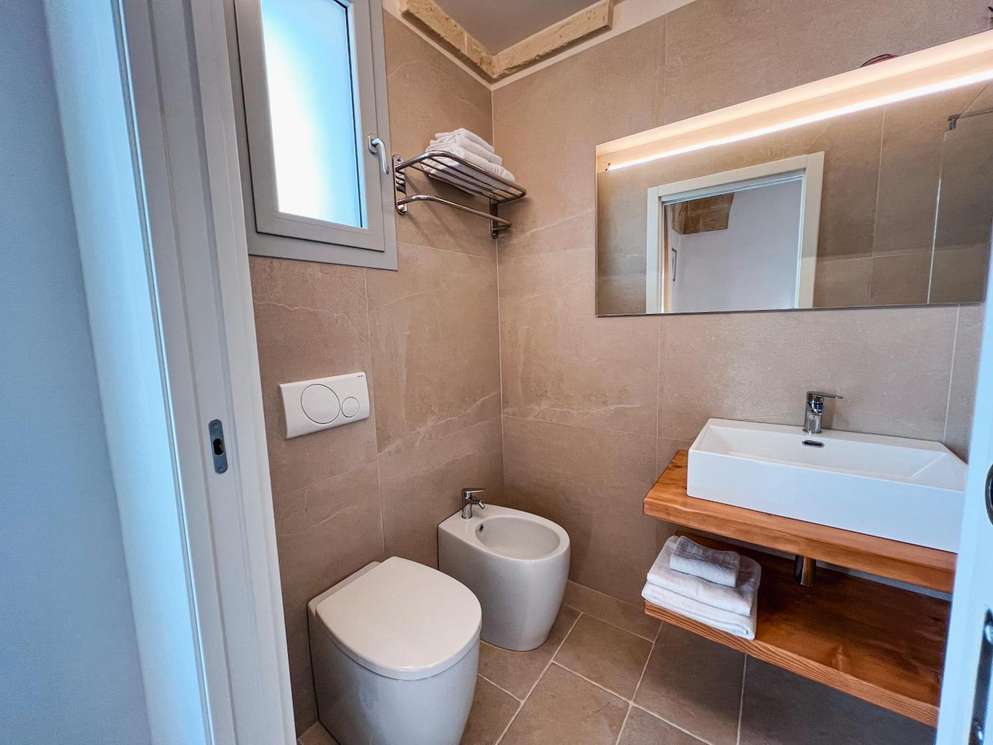 San Lorenzo Camere&Suites Lizzanello Экстерьер фото