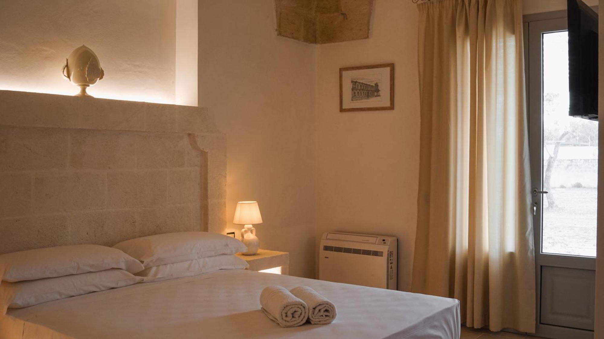 San Lorenzo Camere&Suites Lizzanello Экстерьер фото