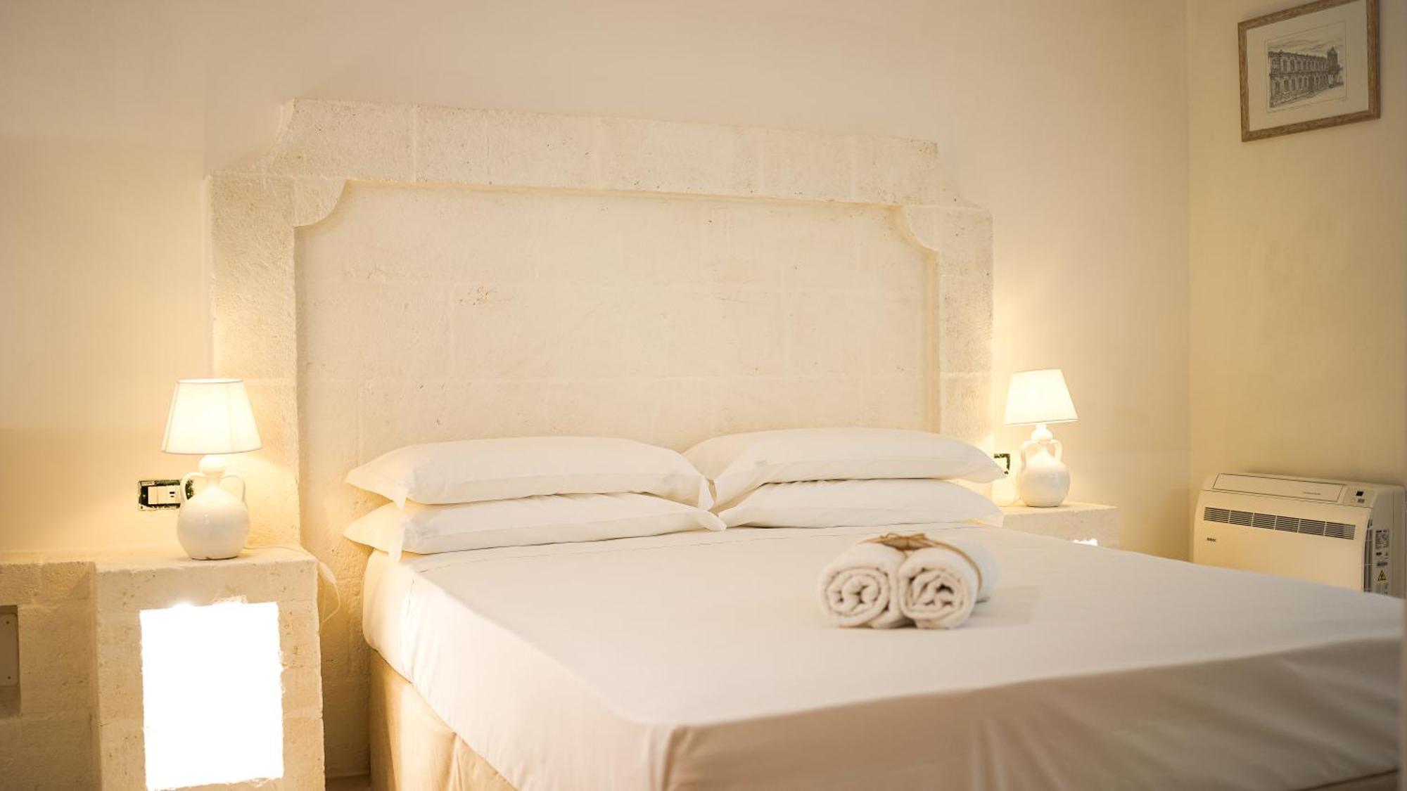 San Lorenzo Camere&Suites Lizzanello Экстерьер фото